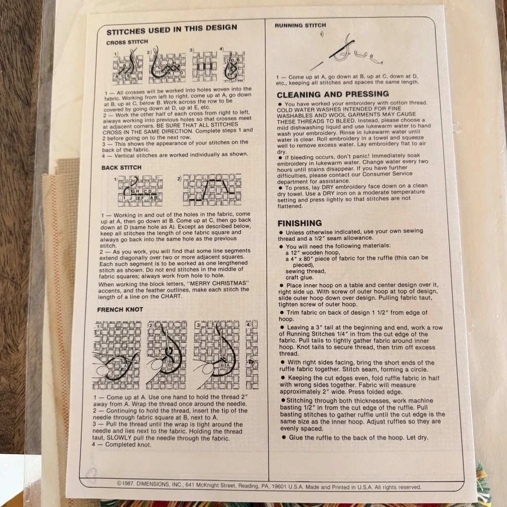 New Vtg Dimensions Heirloom Hoop Merry Christmas Cross Stitch Kit Open Package